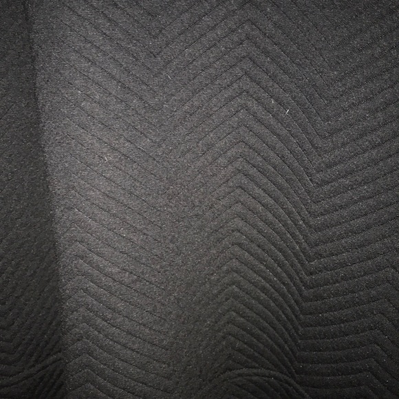 Black Dress - Picture 3 of 4